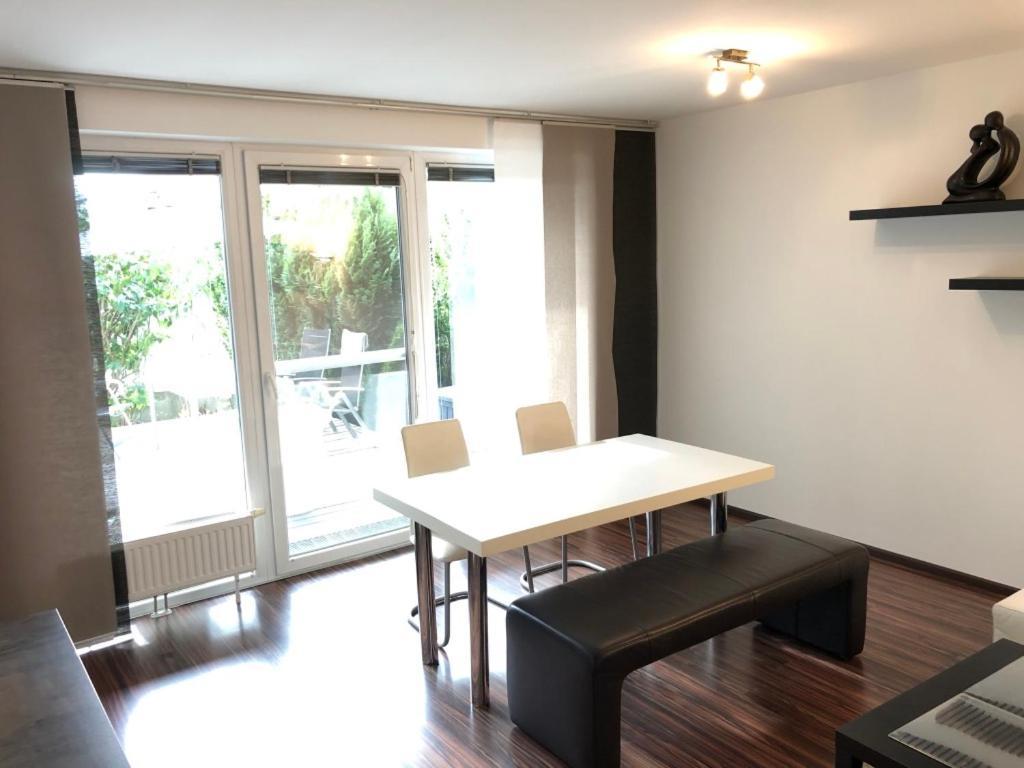 25H Garden Apartment Plus Private Beach Нойзидл ам Зее Екстериор снимка