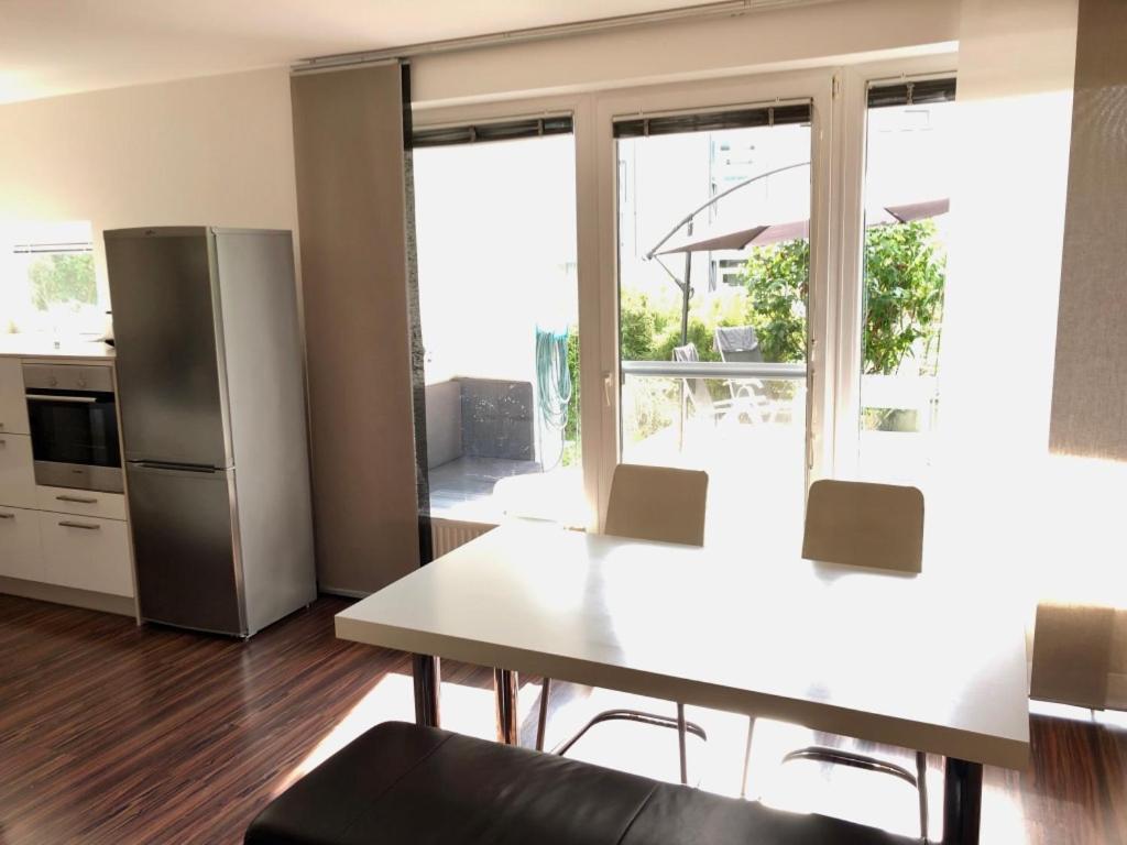 25H Garden Apartment Plus Private Beach Нойзидл ам Зее Екстериор снимка